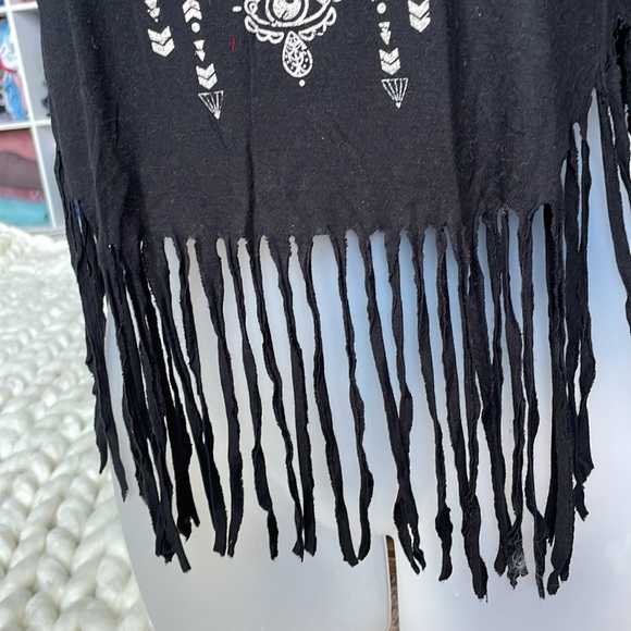 Kali Reve crop top size medium - Picture 2 of 4